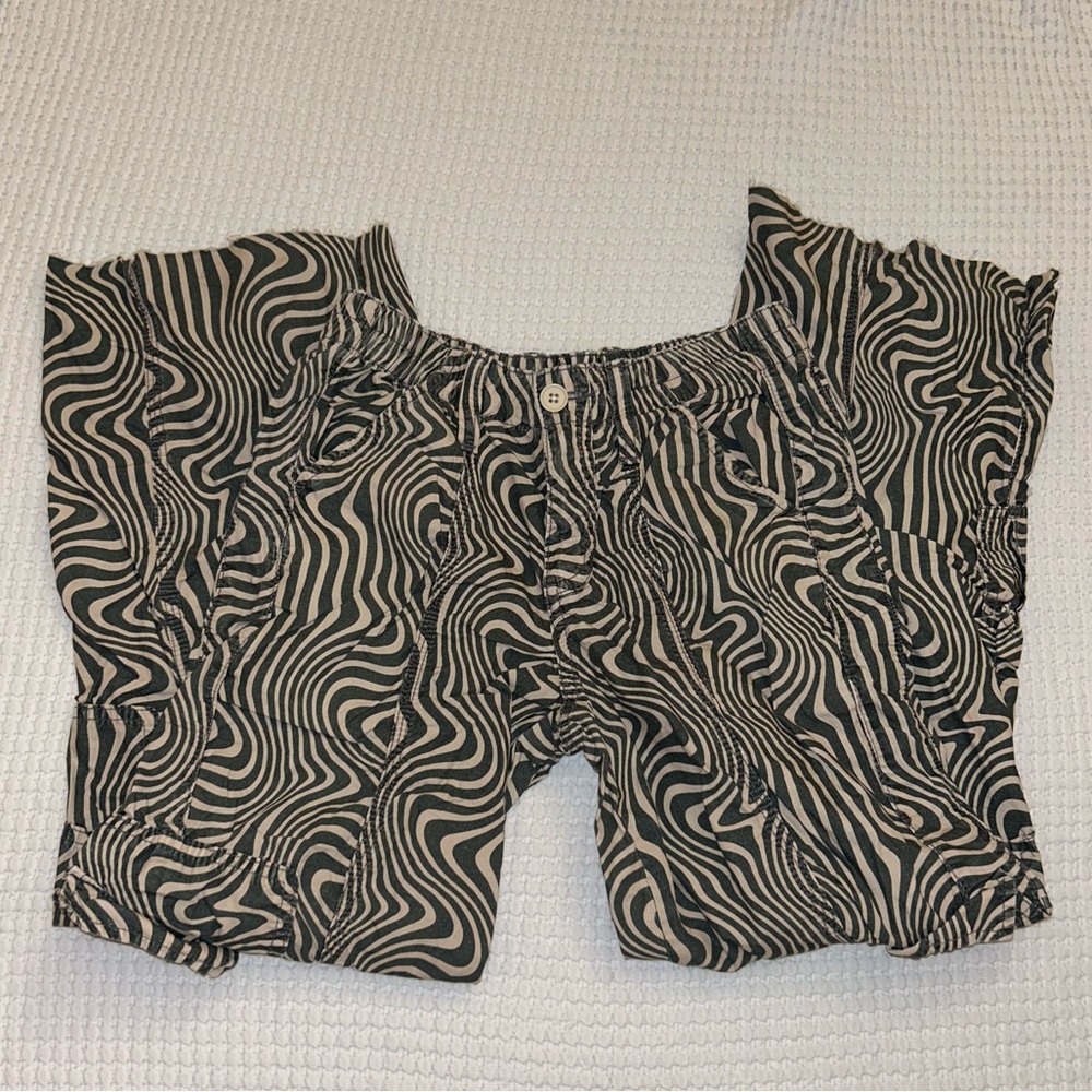 xs/s BDG urban outfitters low-rise, striped y2k cargo pants